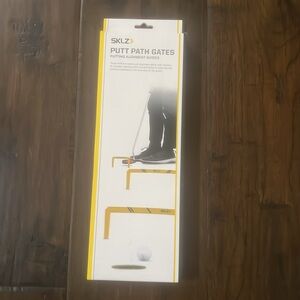 SKLZ Putt Path Gates Putting Alignment Guide 
New in Box!
